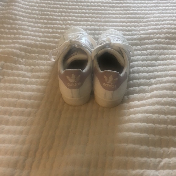 Adidas shoes - Picture 3 of 4